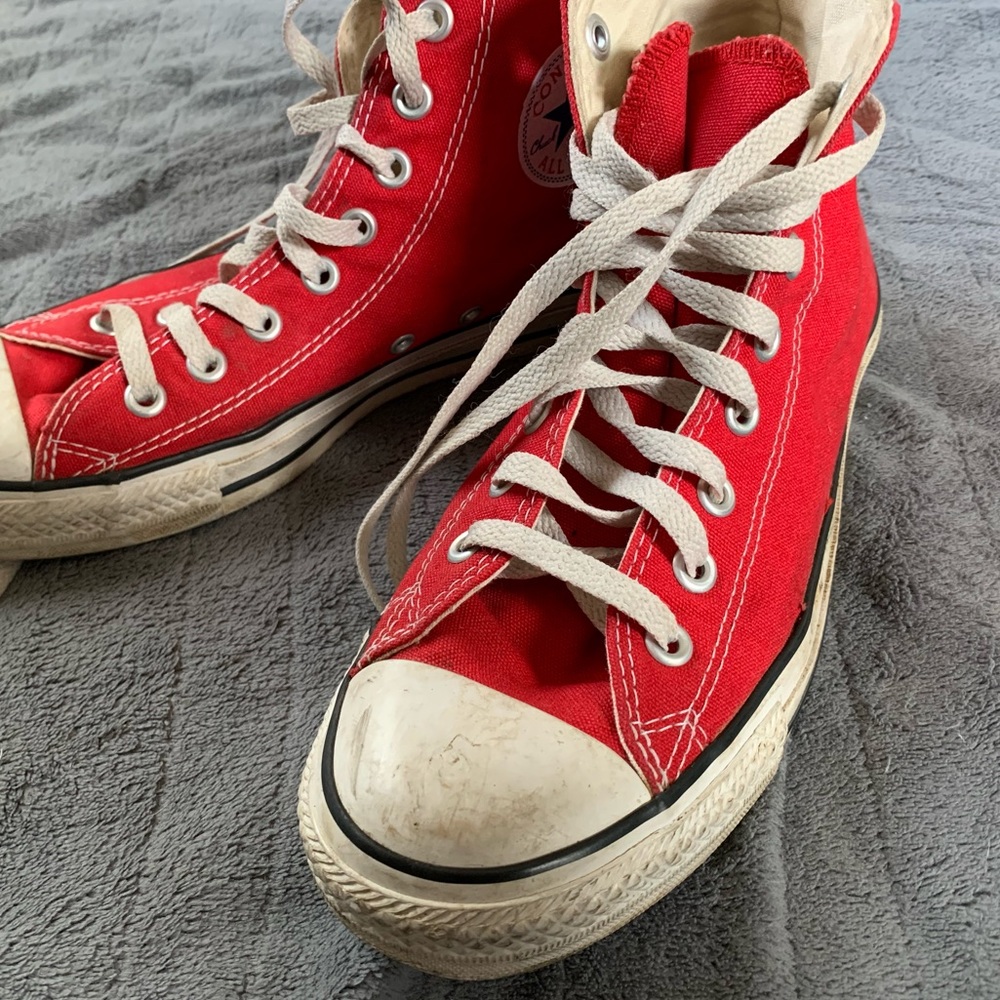 Red Converse - Picture 2 of 5